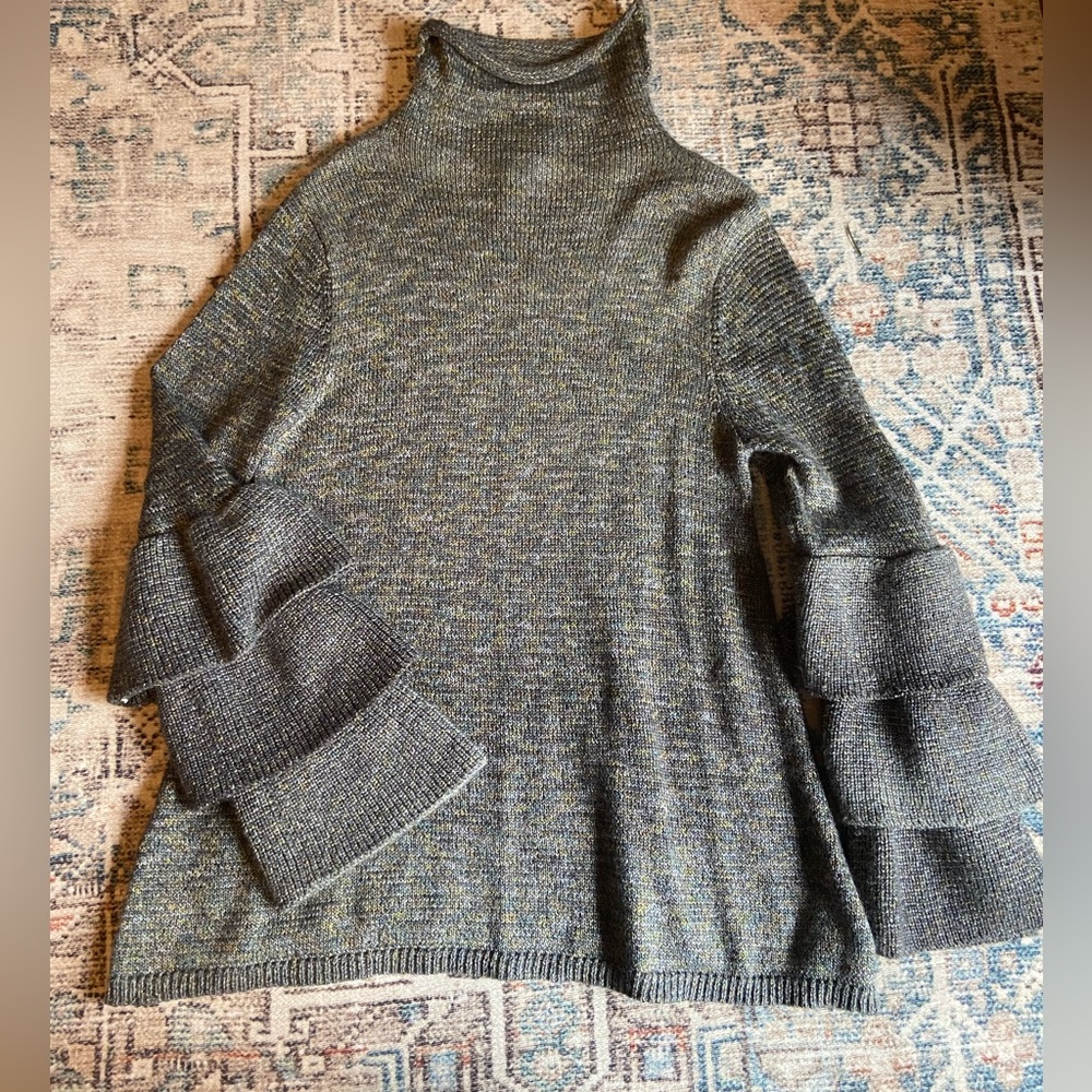 Knox Rose ruffle sleeve sweater, Women’s Small
